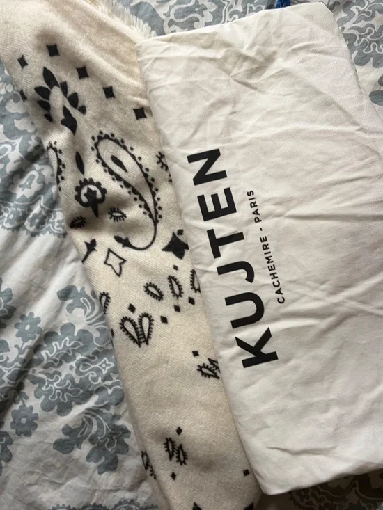 KUJTEN BANDANA HACHIKO WHITE LARGE - Picture 4 of 5